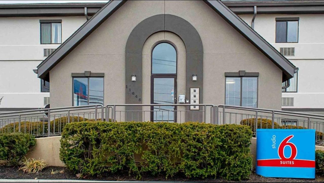 Welcome Suites Спрингдейл Экстерьер фото